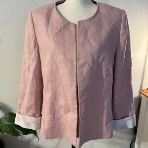 Chic Women's Blazer in Soft Pink